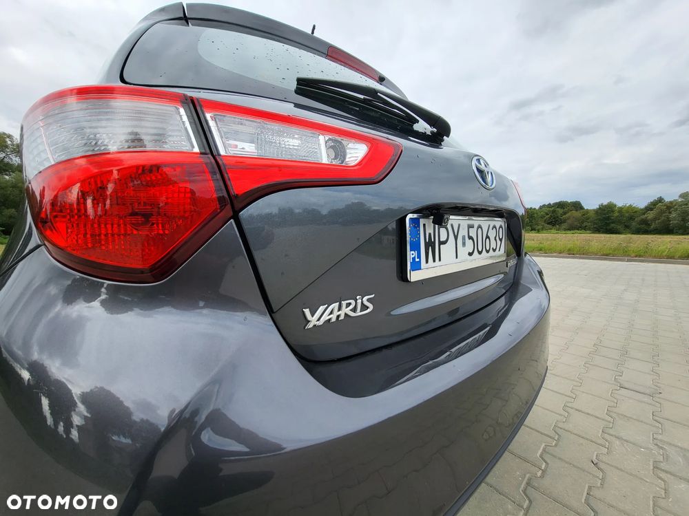 Toyota Yaris - 13