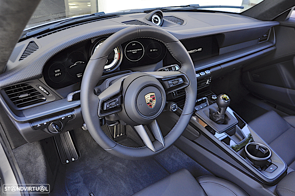 Porsche 911 (992) GT3 Touring Package - 36