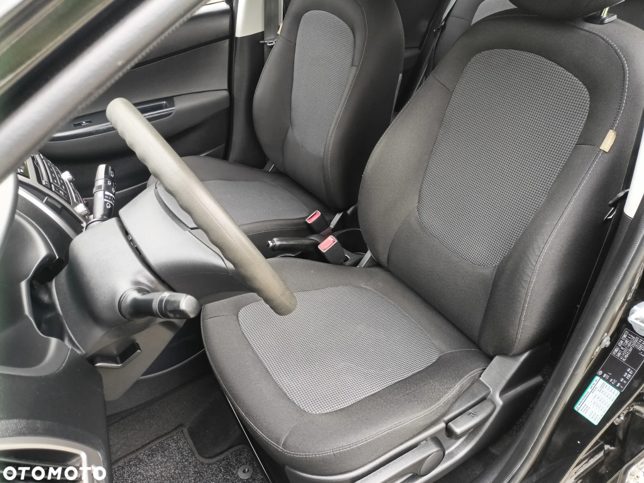 Hyundai i20 - 17