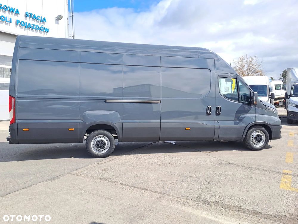 Iveco Daily | 35S18 | Automat | 3.0l | Full Led  | Max Długi | Max Wysoki | Hak - 7