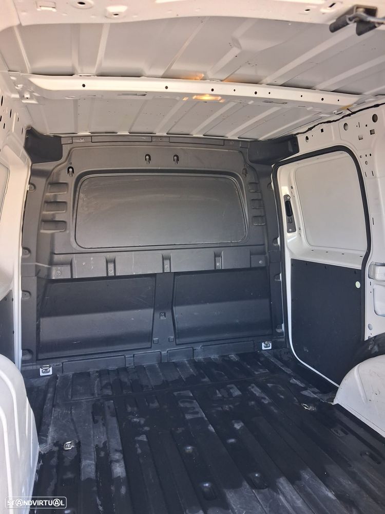 VW Caddy 25 2.0 TDI - 18