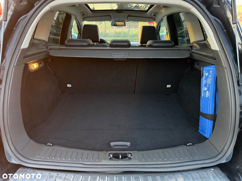 Ford Kuga 2.5 4x4 Titanium - 35