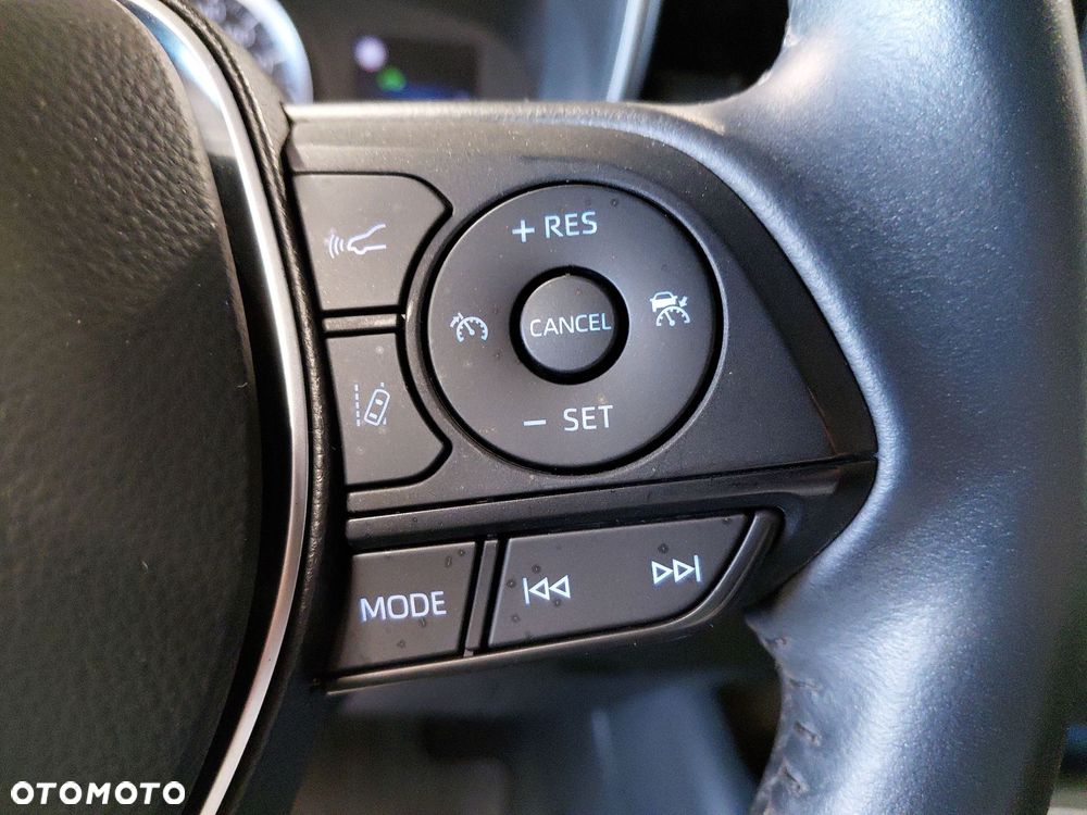 Toyota Corolla 1.8 Hybrid Comfort - 22