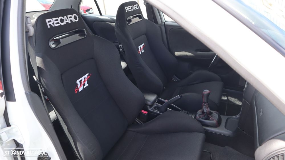 Mitsubishi Lancer Evolution VI - 21