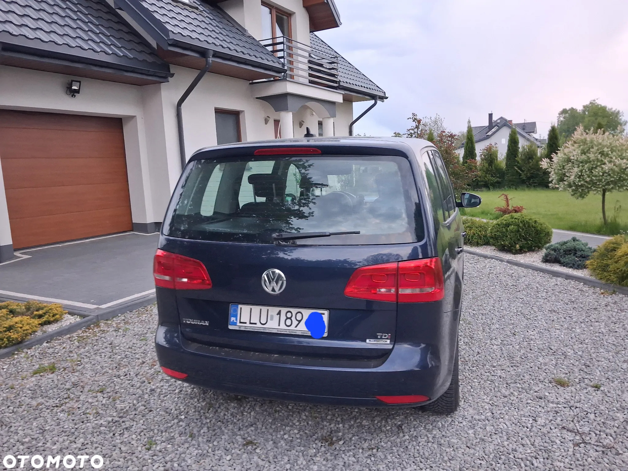 Volkswagen Touran 1.6 TDI BMT Comfortline - 9