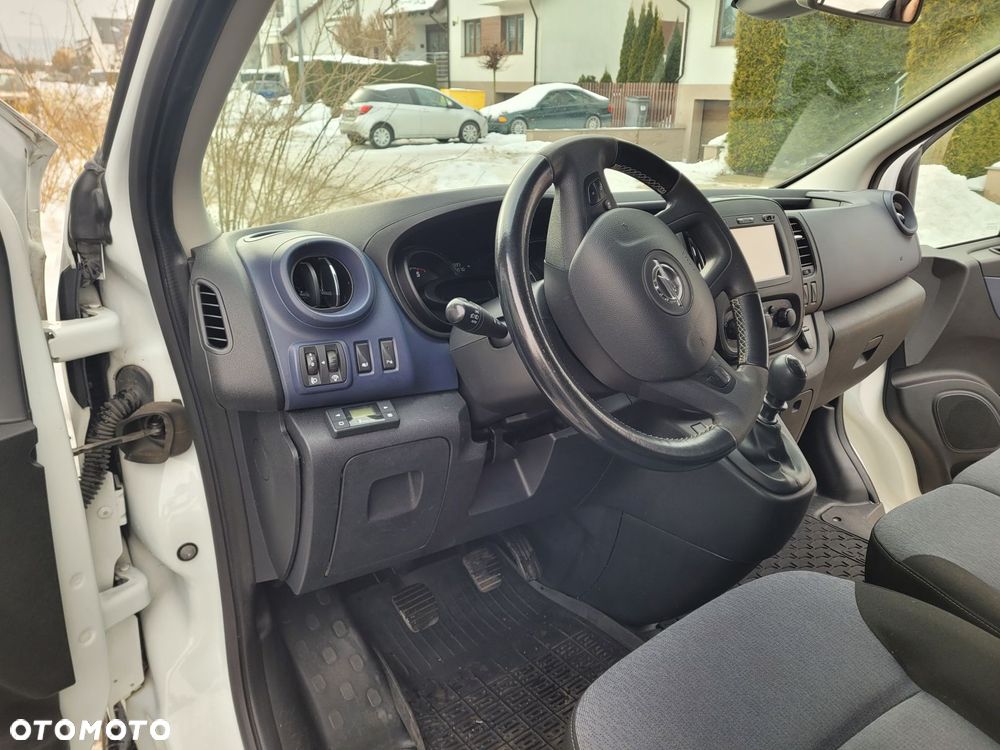 Opel Vivaro Długi L2 Webasto - 27