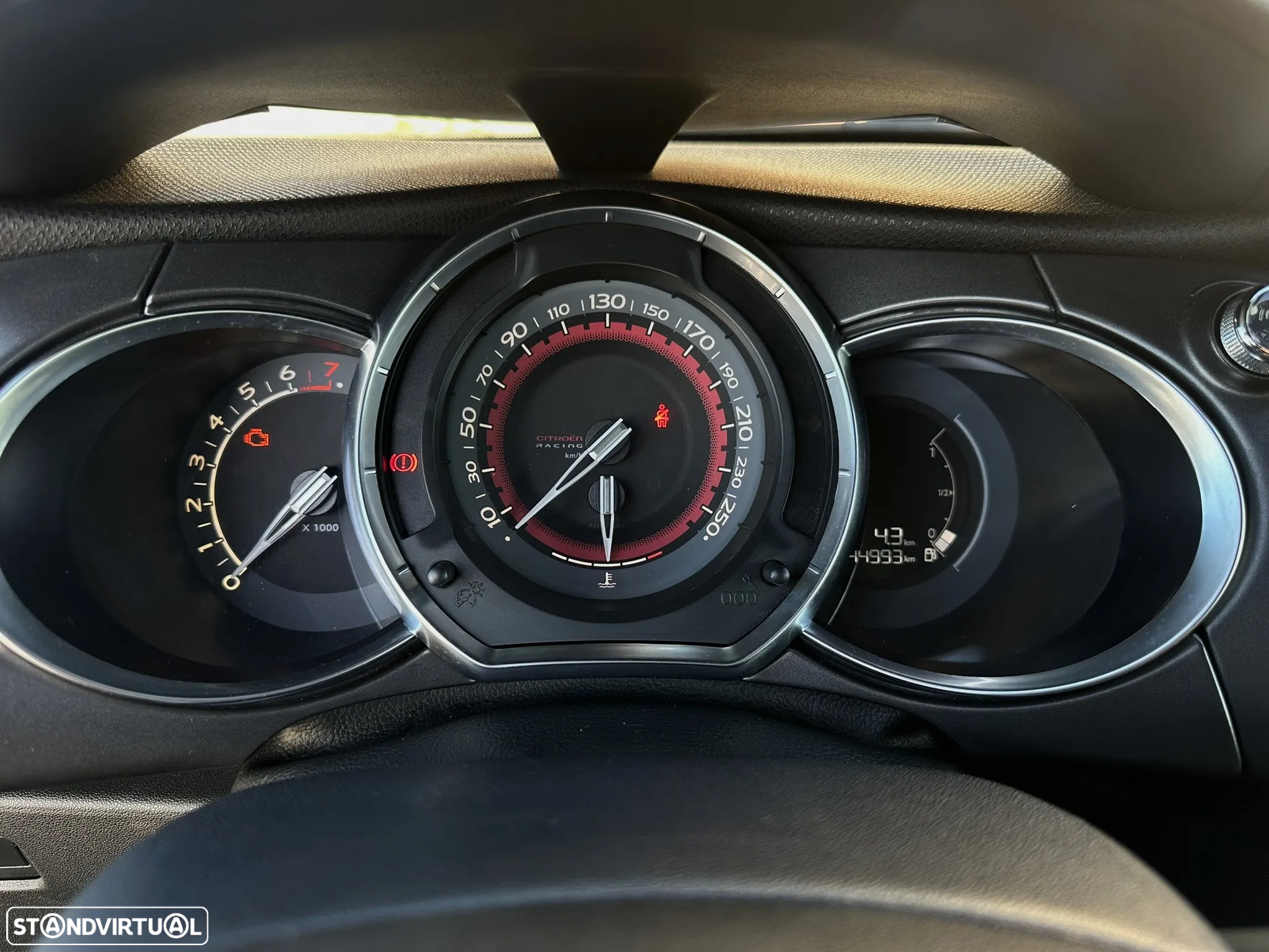 Citroën DS3 1.6 THP Racing - 13
