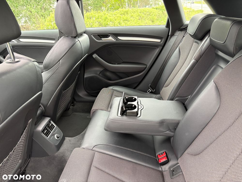 Audi A3 Sportback 40 TFSI Quattro Sport S tronic - 28