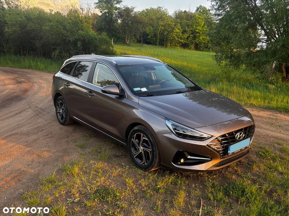 Hyundai i30 ver-1-5-t--gdi-48v-comfort-dct - 10
