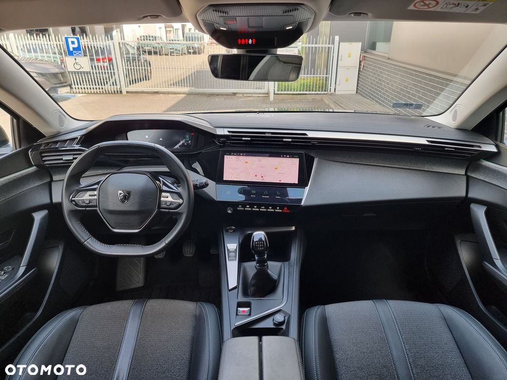 Peugeot 308 1.5 BlueHDi Allure S&S - 24