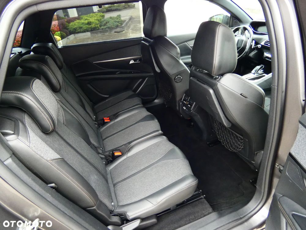 Peugeot 5008 - 14