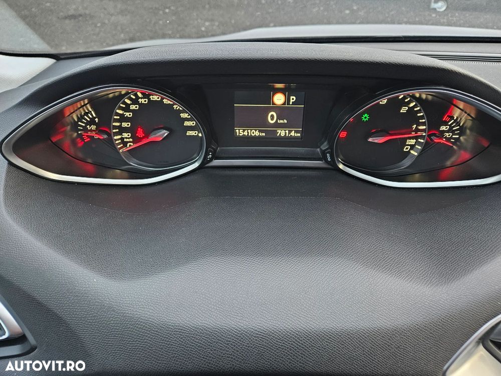 Peugeot 308 SW BlueHDi 120 EAT6 Stop & Start Active - 12