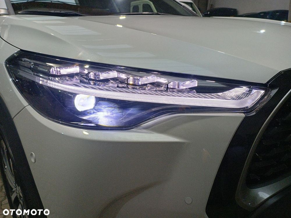 Toyota Corolla Cross 2.0 Hybrid Executive AWD - 8