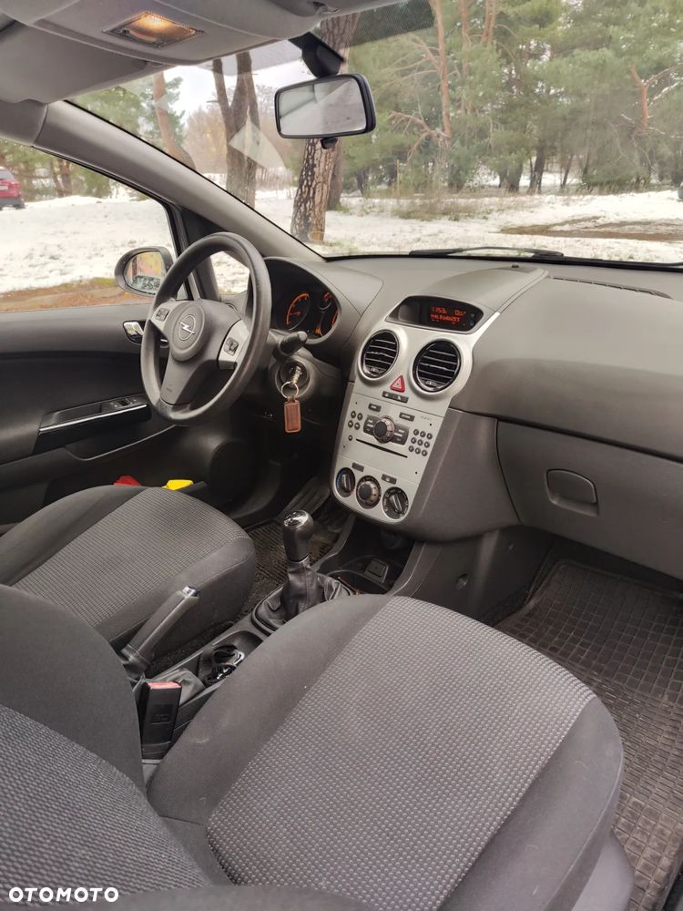 Opel Corsa - 2