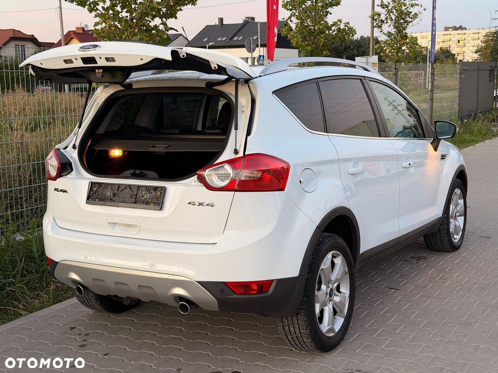 Ford Kuga 2.0 TDCi 4x4 Titanium - 28