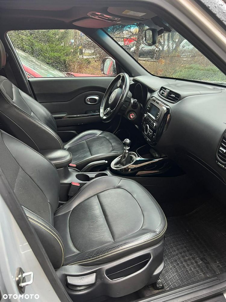 Kia Soul 1.6 GDI Dream Team Edition - 24