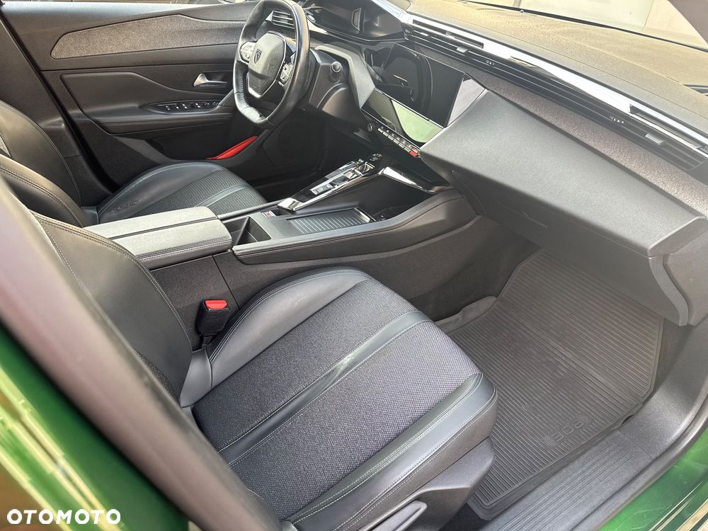 Peugeot 308 1.2 PureTech Allure S&S EAT8 - 12