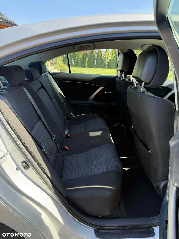 Toyota Avensis 2.0 D-4D Style - 9