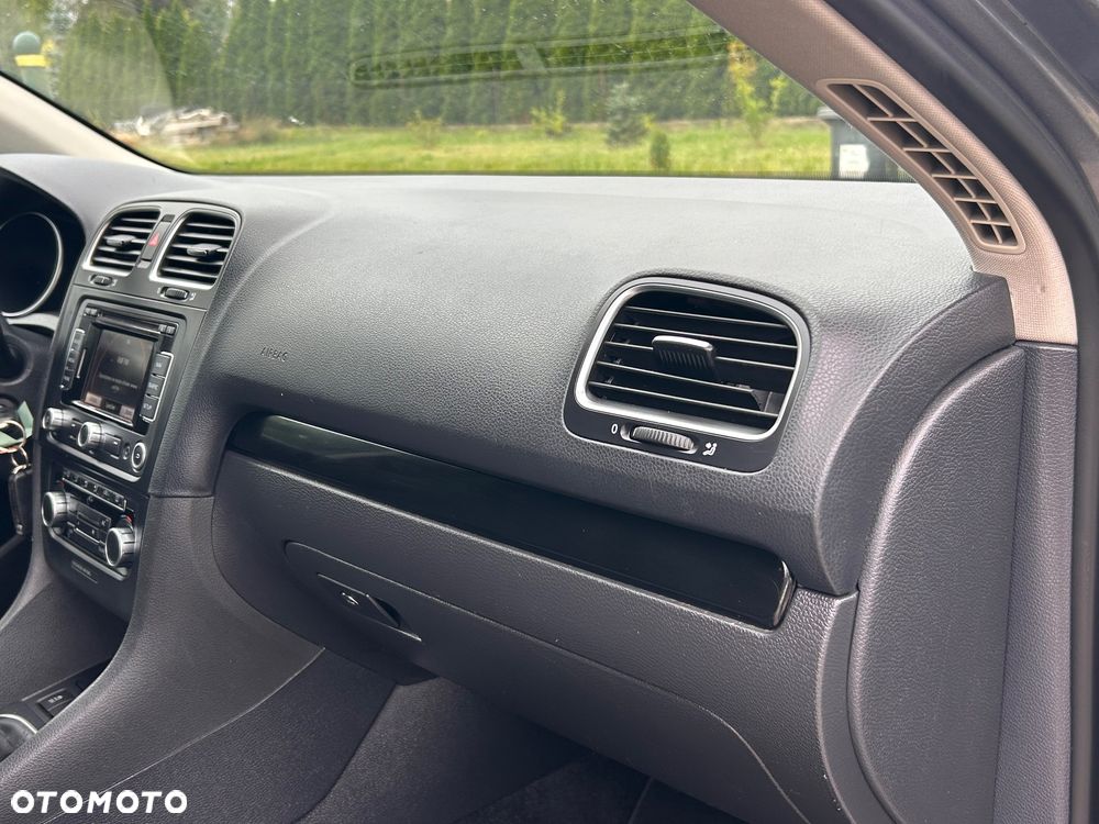 Volkswagen Golf 1.6 TDI DPF Comfortline - 30
