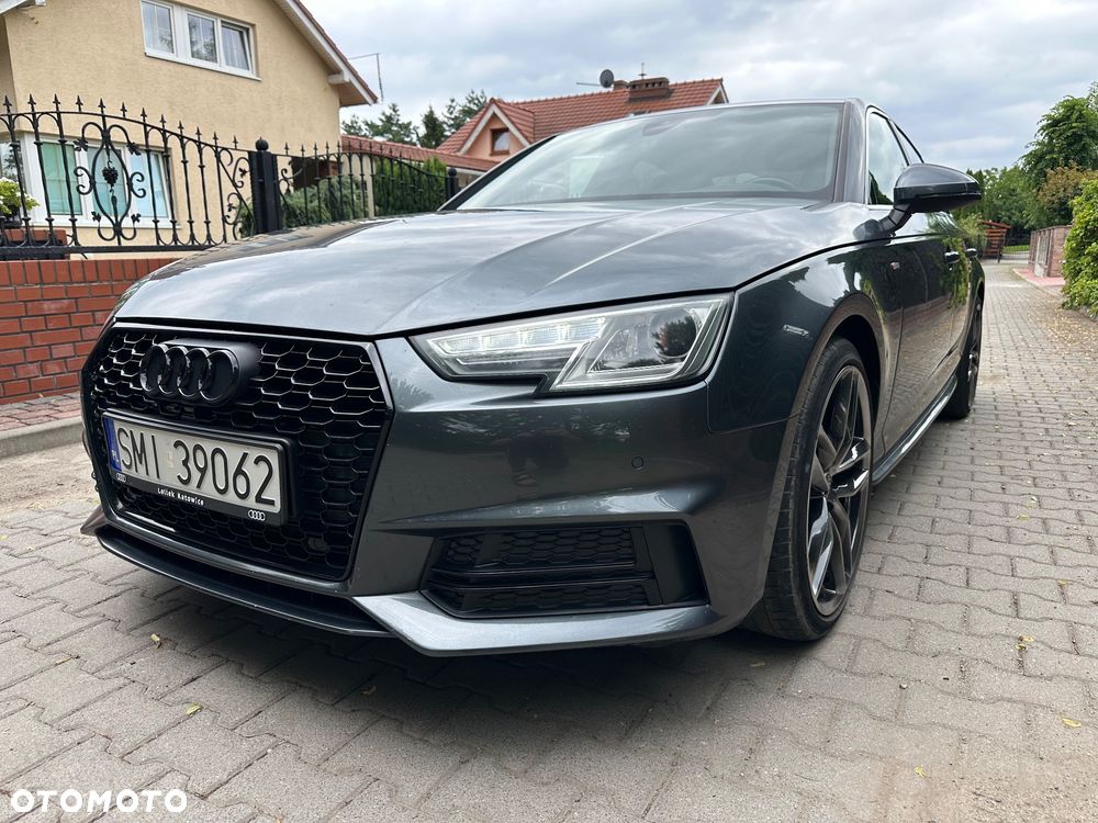Audi A4 Limousine - 1