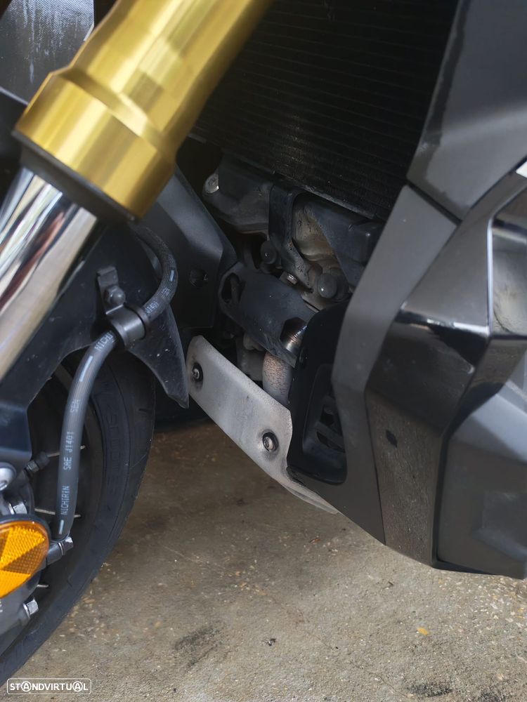 Honda X-ADV 750 - 10