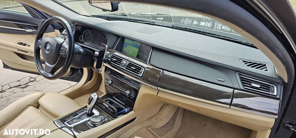 BMW Seria 7 740d xDrive Edition Exclusive - 5