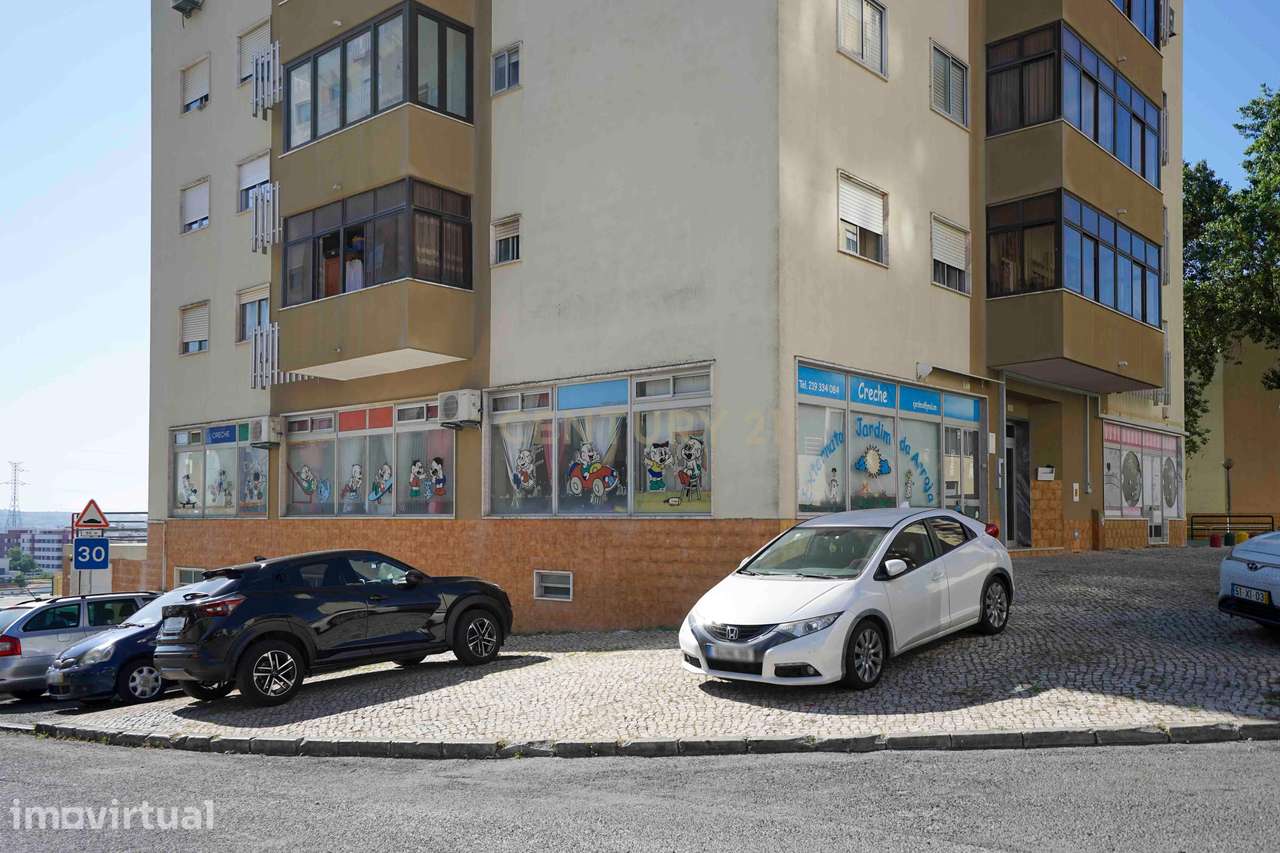Loja em Odivelas - Excelente Localização e Acessibilidade - Grande imagem: 5/6
