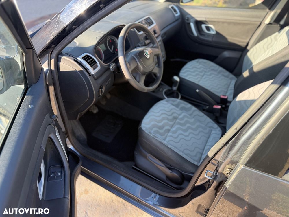 Skoda Roomster - 8