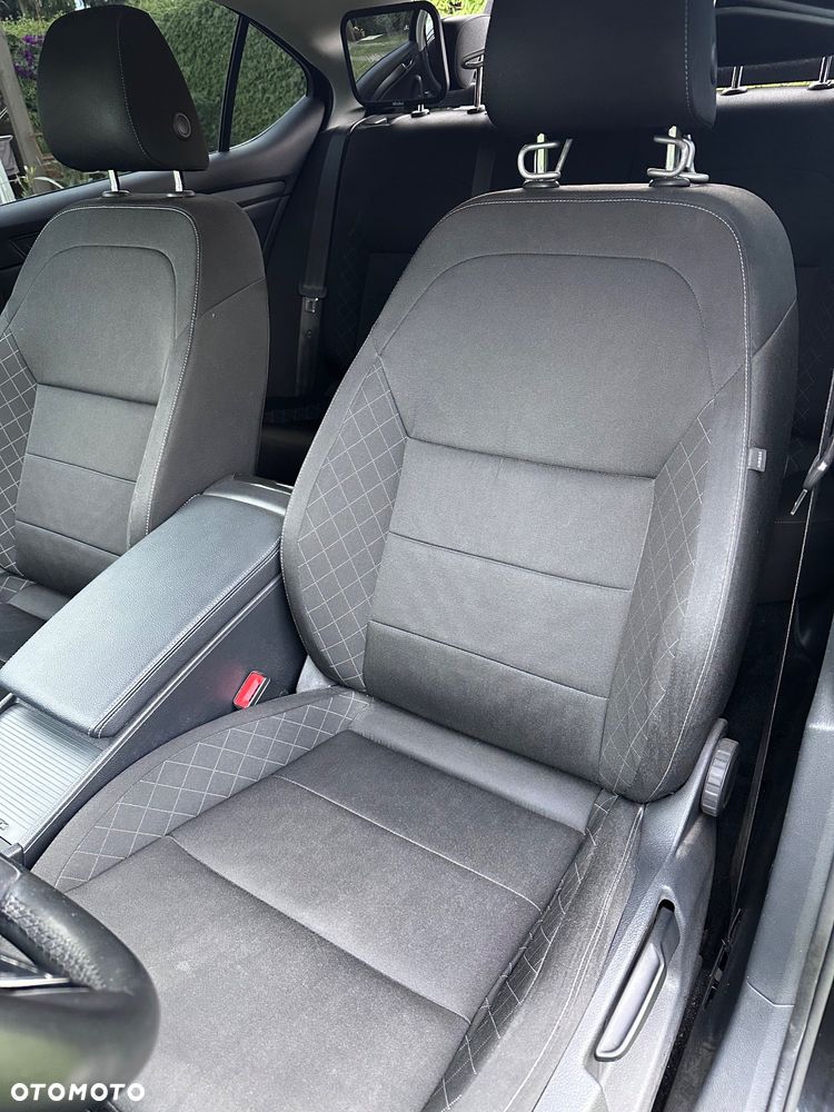 Skoda Superb 2.0 TDI Ambition DSG7 - 24