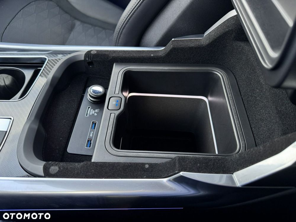 Land Rover Range Rover Sport - 28