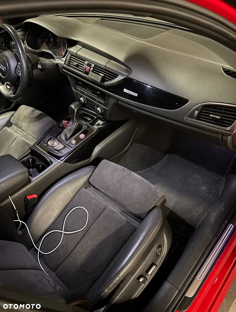 Audi A6 Avant - 13