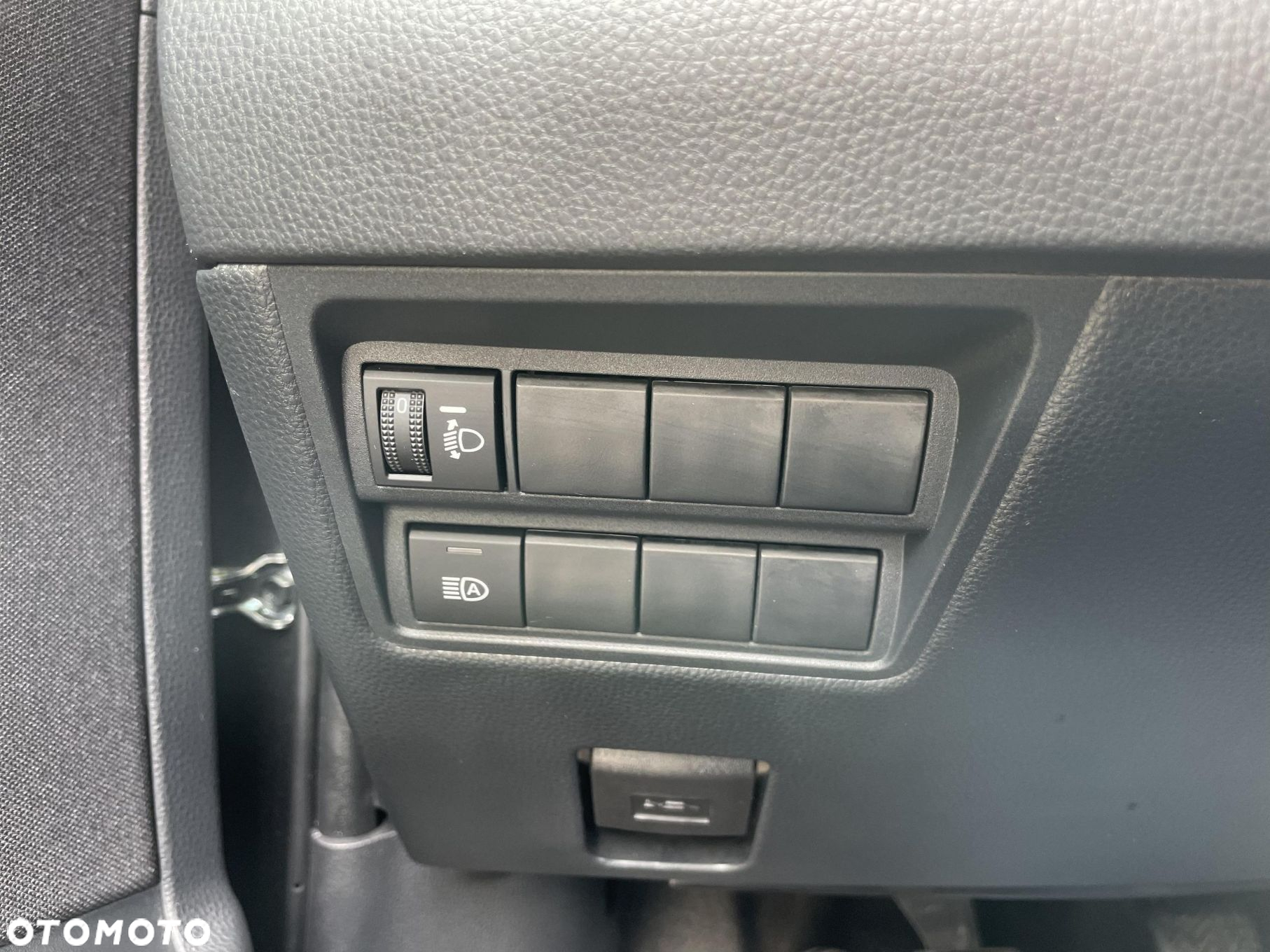 Toyota Yaris 1.5 Comfort - 21