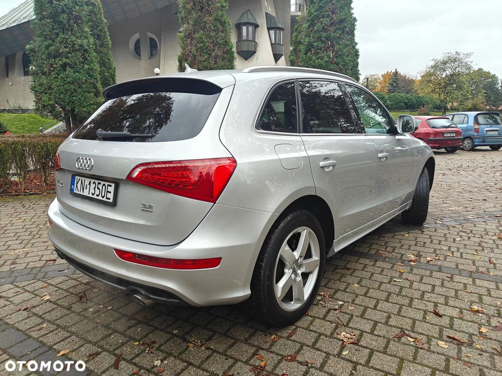Audi Q5 3.2 FSI Quattro S tronic - 2