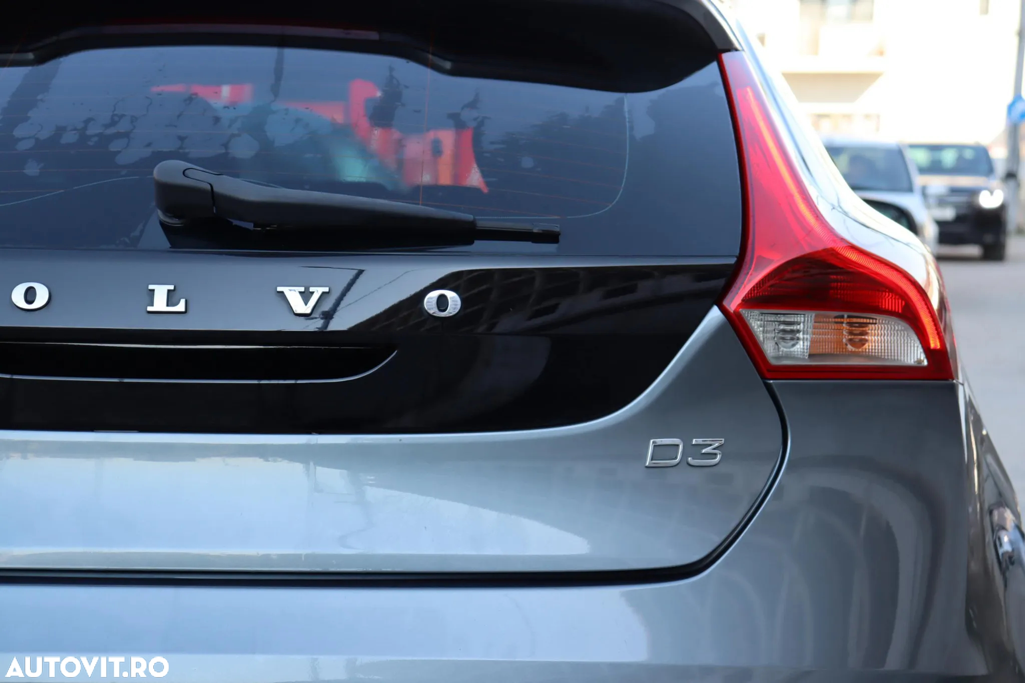 Volvo V40 D3 Geartronic - 3