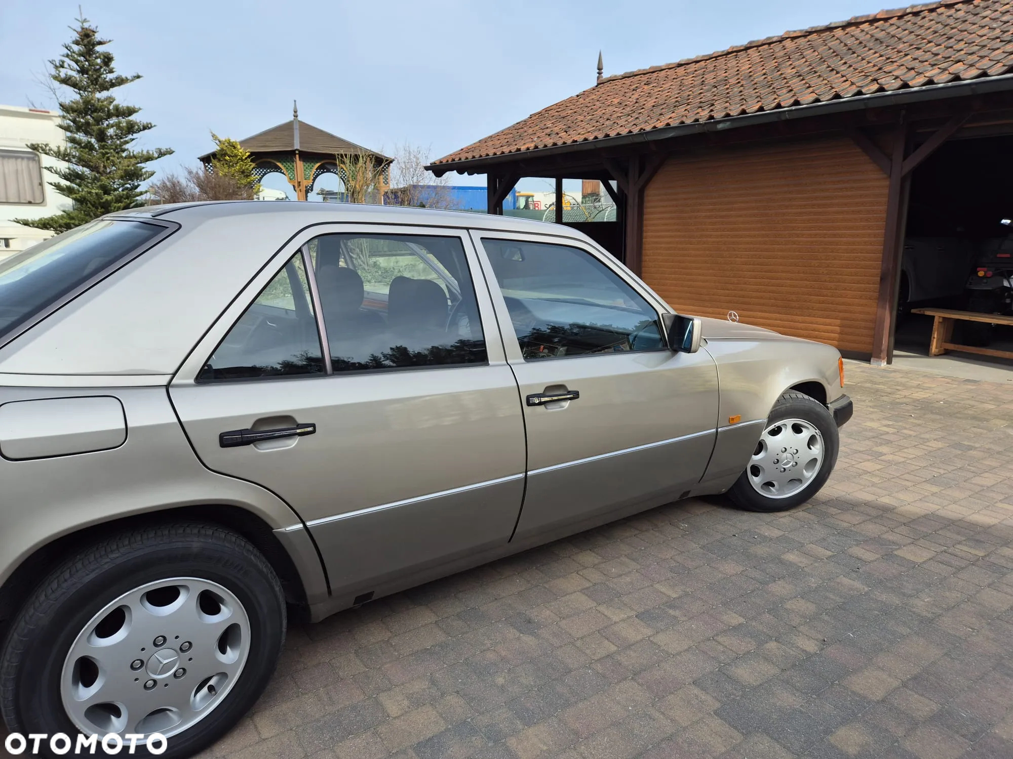 Mercedes-Benz W124 (1984-1993) - 5