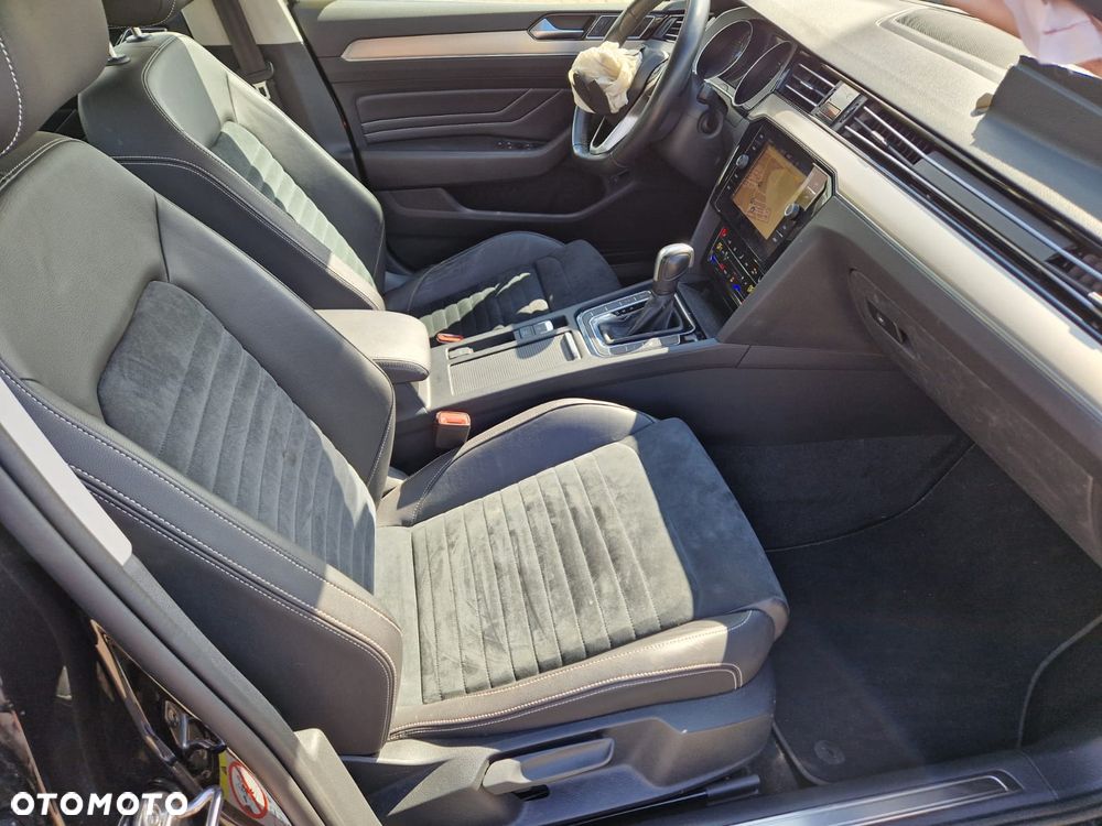 Volkswagen Passat 1.5 TSI EVO Elegance DSG - 15