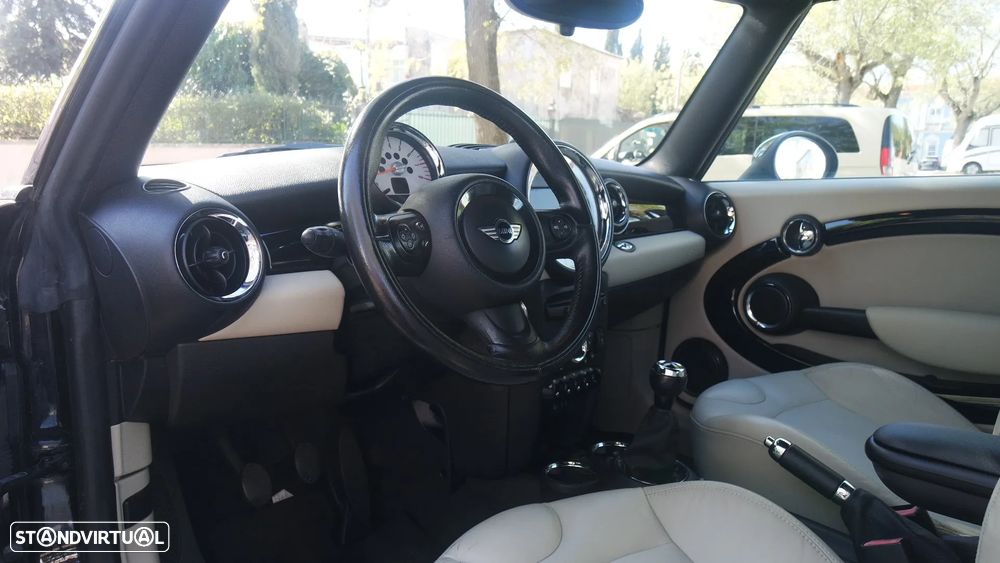 MINI Cabrio Cooper - 21
