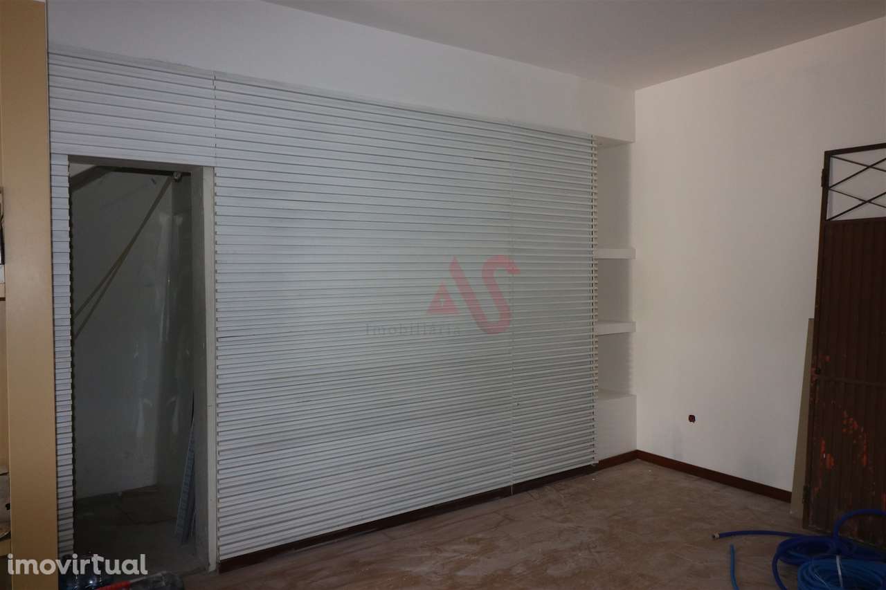 Loja para Arrendamento no Centro de Vizela – 50 m² | 850€/mês - Grande imagem: 2/10