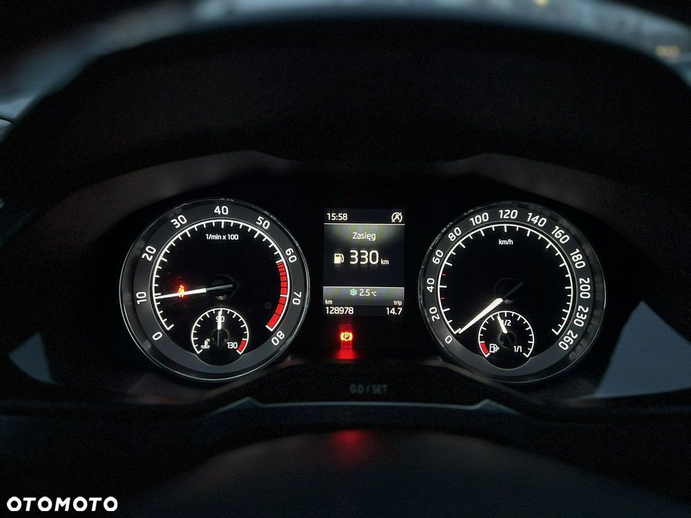 Skoda Superb 1.5 TSI Ambition - 25