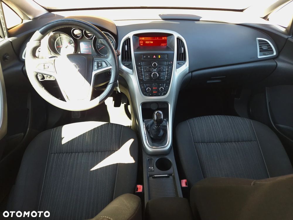 Opel Astra 1.4 Turbo Design Edition - 6