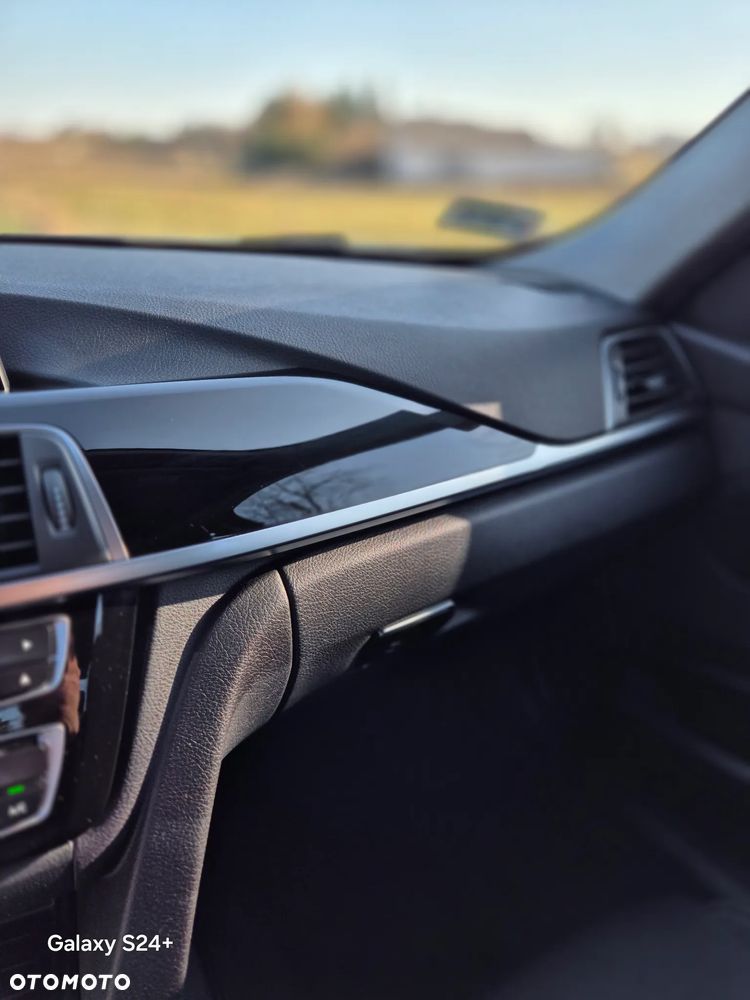 BMW Seria 3 318i Sport Line - 14