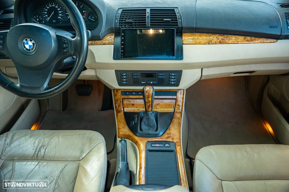 BMW X5 4.4 i Edition Exclusive - 12