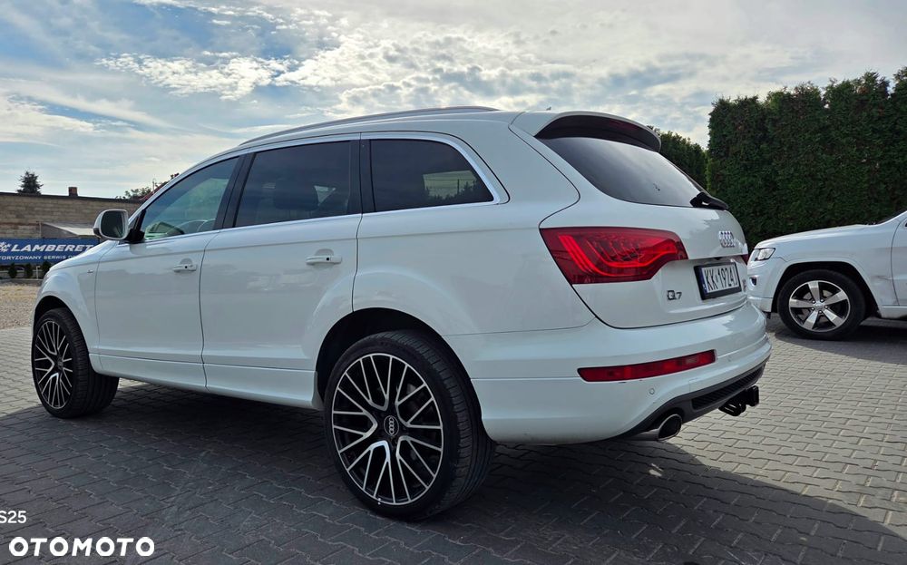 Audi Q7 2015 photo 5