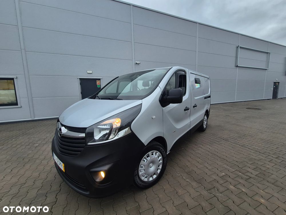 Opel Vivaro - 2