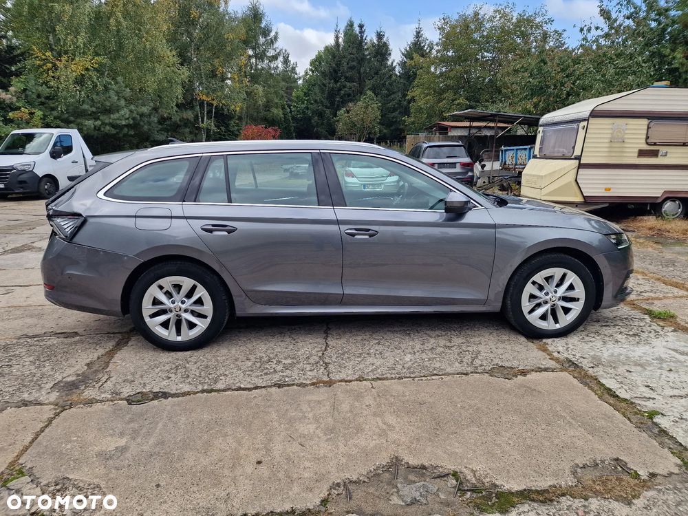 Skoda Octavia 2.0 TDI DSG Style - 10