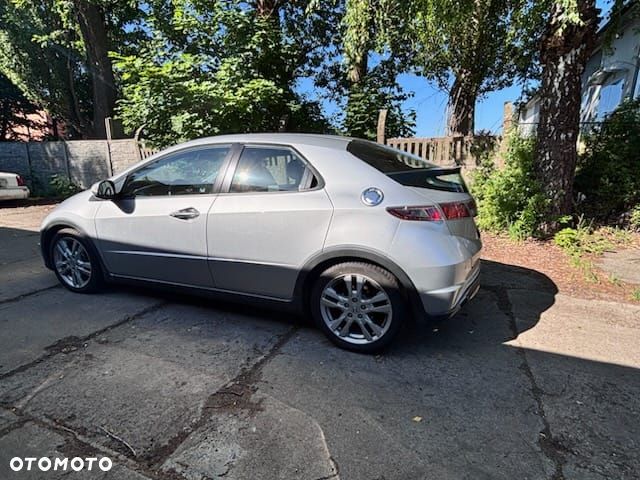 Honda Civic 1.8 Sport - 9