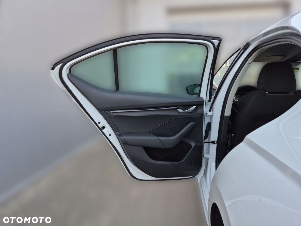 Skoda Octavia 1.5 TSI mHEV 30 Years DSG - 20