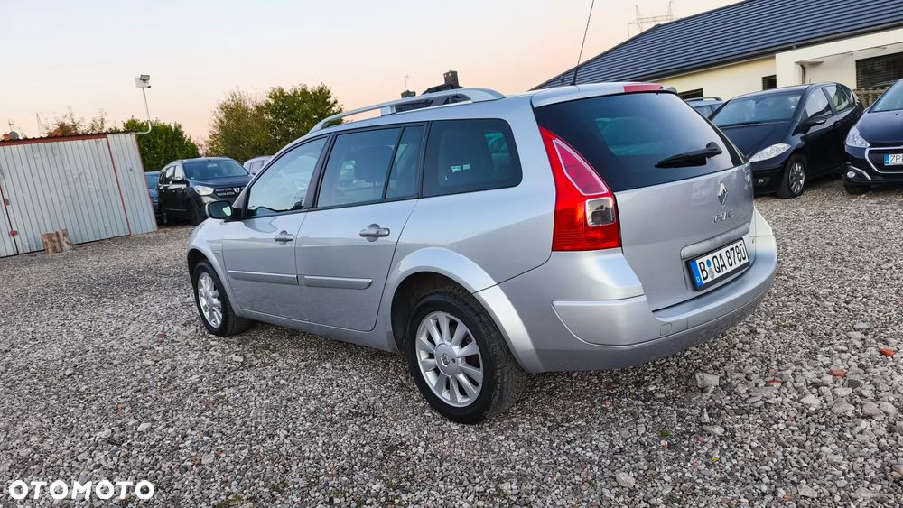 Renault Megane - 11