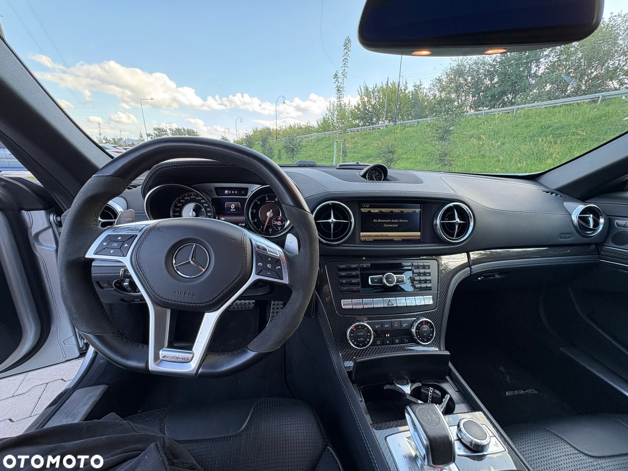 Mercedes-Benz SL 63 AMG AMG Speedshift MCT 7-Gang Sportgetriebe AMG Performance Package - 11
