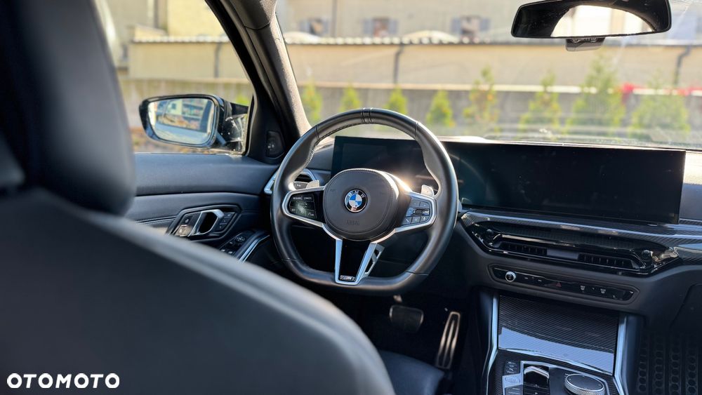 BMW Seria 3 320i xDrive M Sport - 9